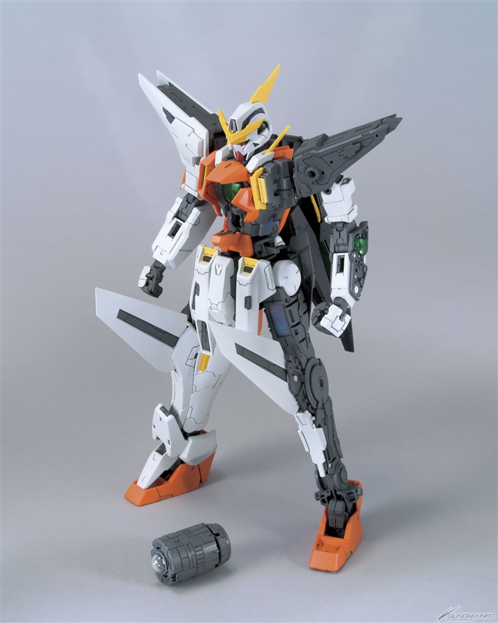 Bandai MG Gundam Kyrios Model Kit